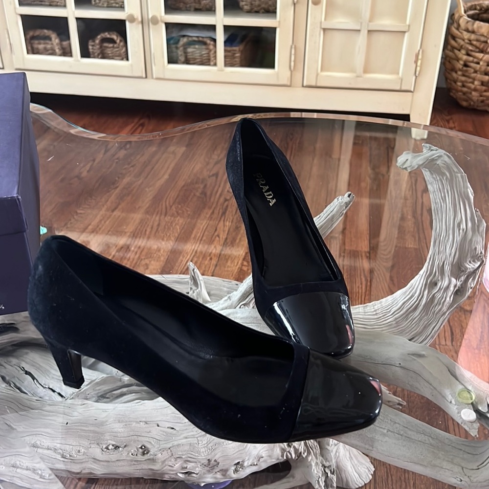 Authentic Vintage Prada black heels Vernice Nero 37.5